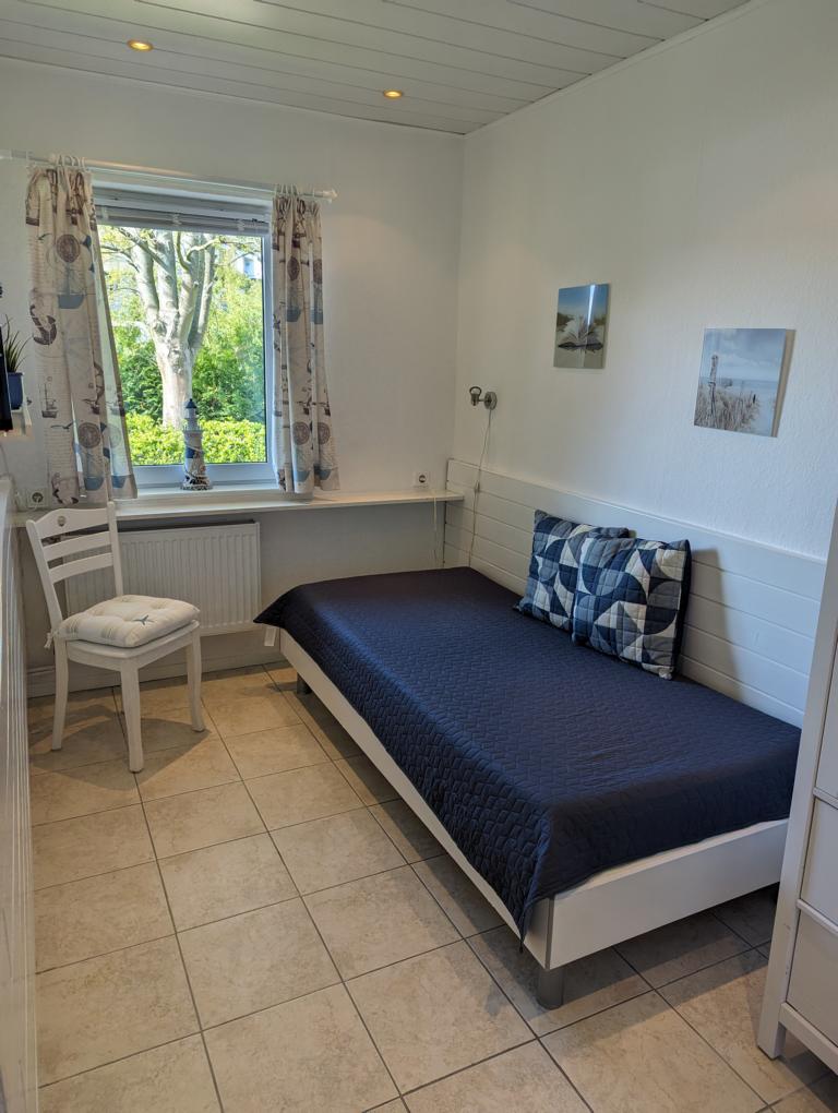 Schlafzimmer_neu.jpg